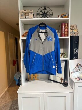 Nike Men's Blue & Gray Kentucky Wildcats Lightweight Jacket